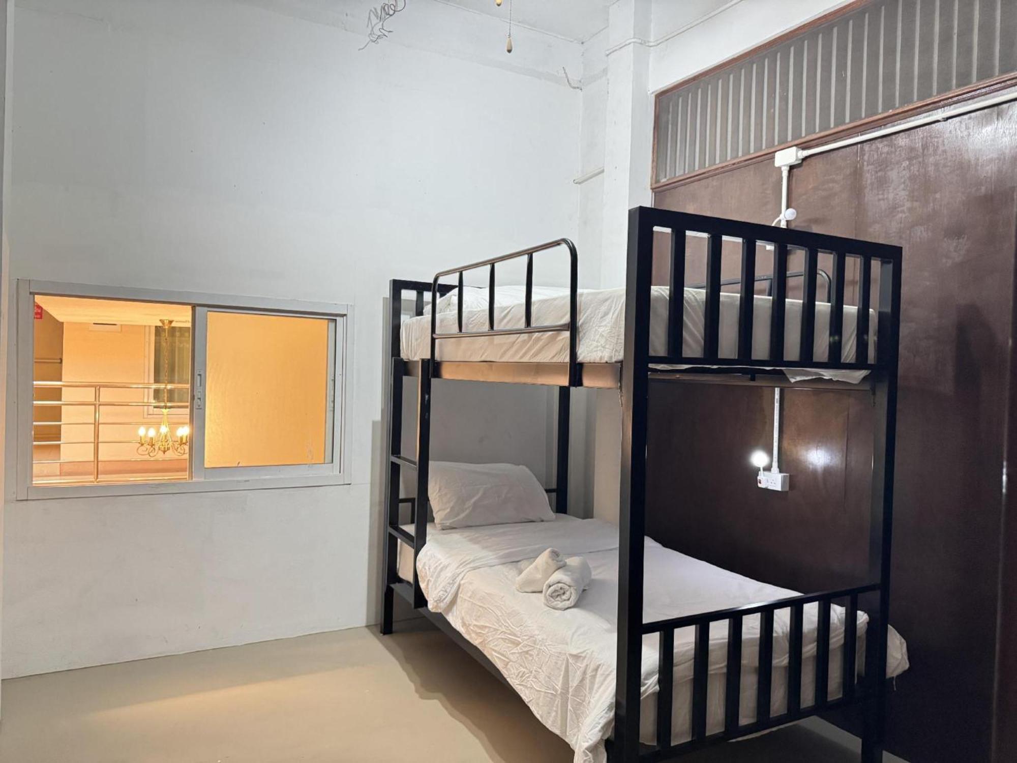 Hotel Collection O Bupamontra Chiangmai à Chiang Mai Extérieur photo