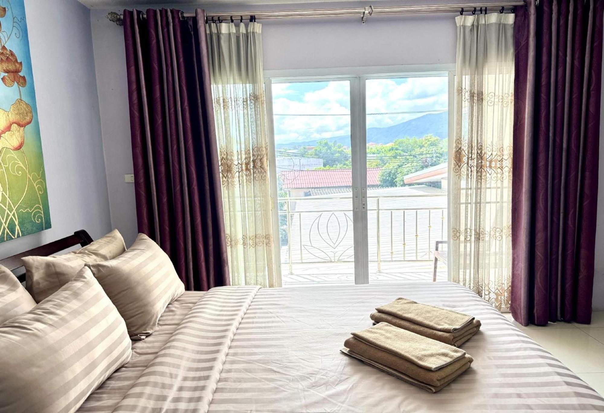 Hotel Collection O Bupamontra Chiangmai à Chiang Mai Extérieur photo