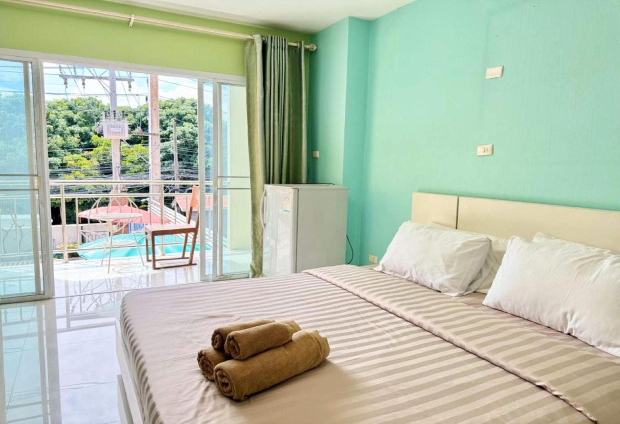 Hotel Collection O Bupamontra Chiangmai à Chiang Mai Extérieur photo