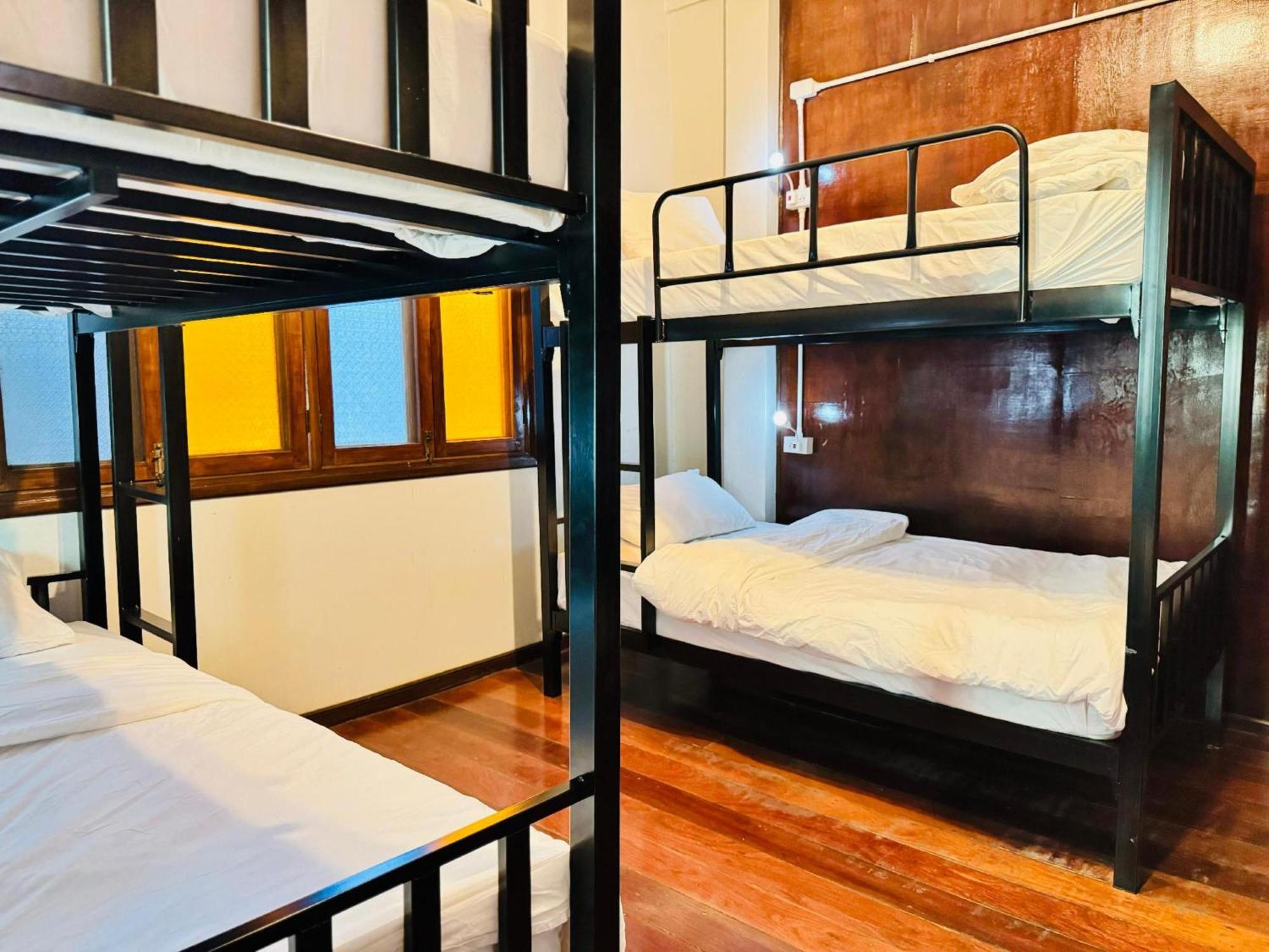 Hotel Collection O Bupamontra Chiangmai à Chiang Mai Extérieur photo