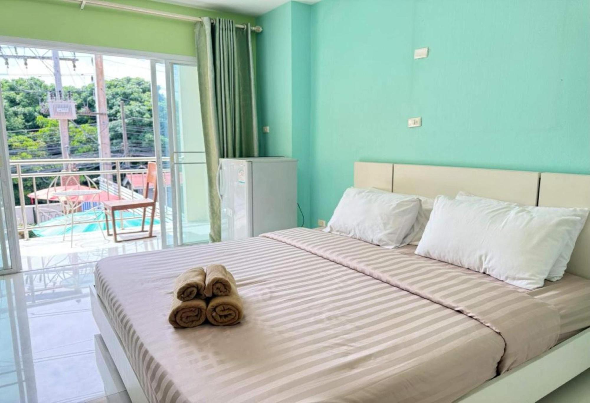 Hotel Collection O Bupamontra Chiangmai à Chiang Mai Extérieur photo