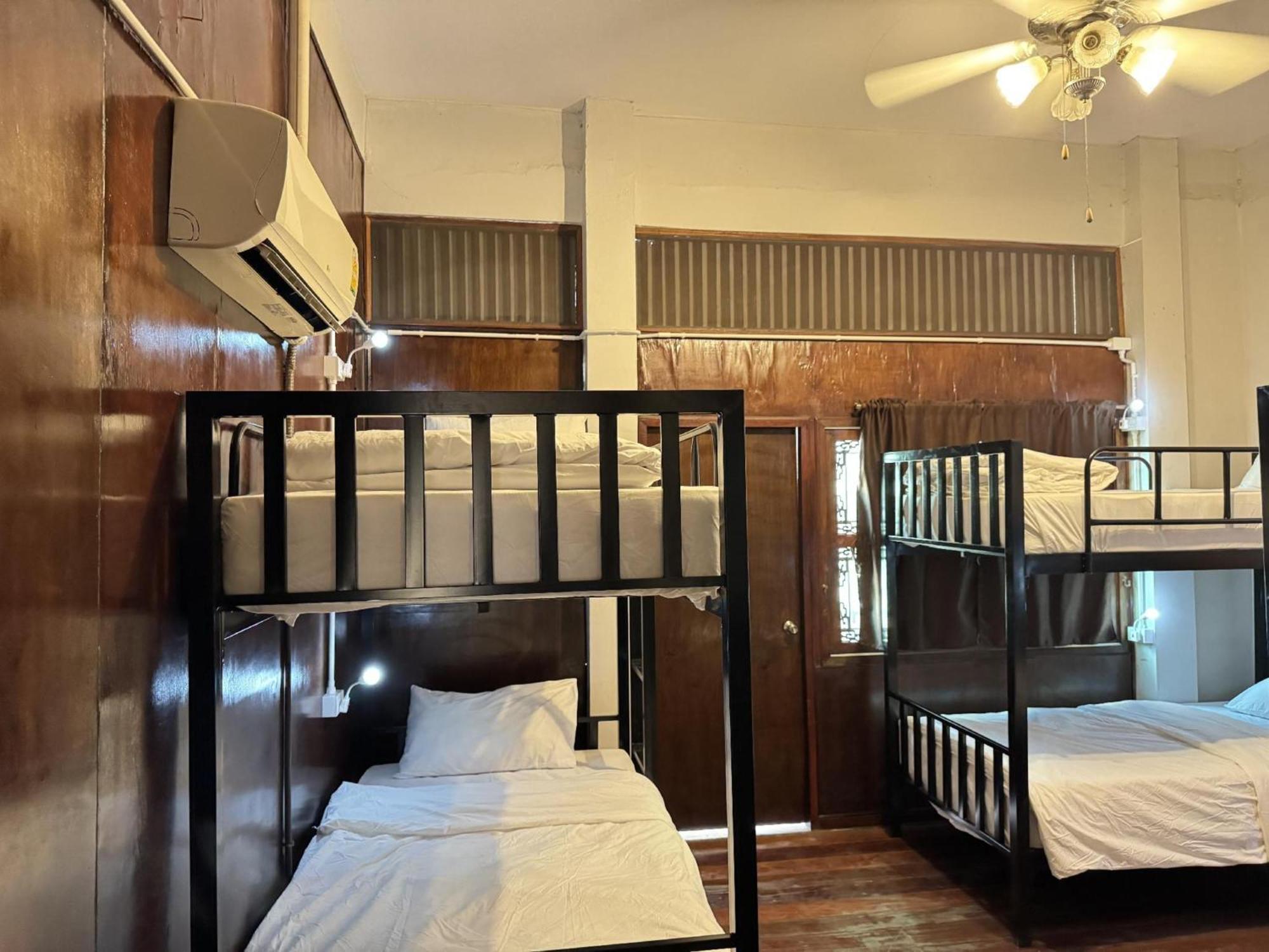Hotel Collection O Bupamontra Chiangmai à Chiang Mai Extérieur photo