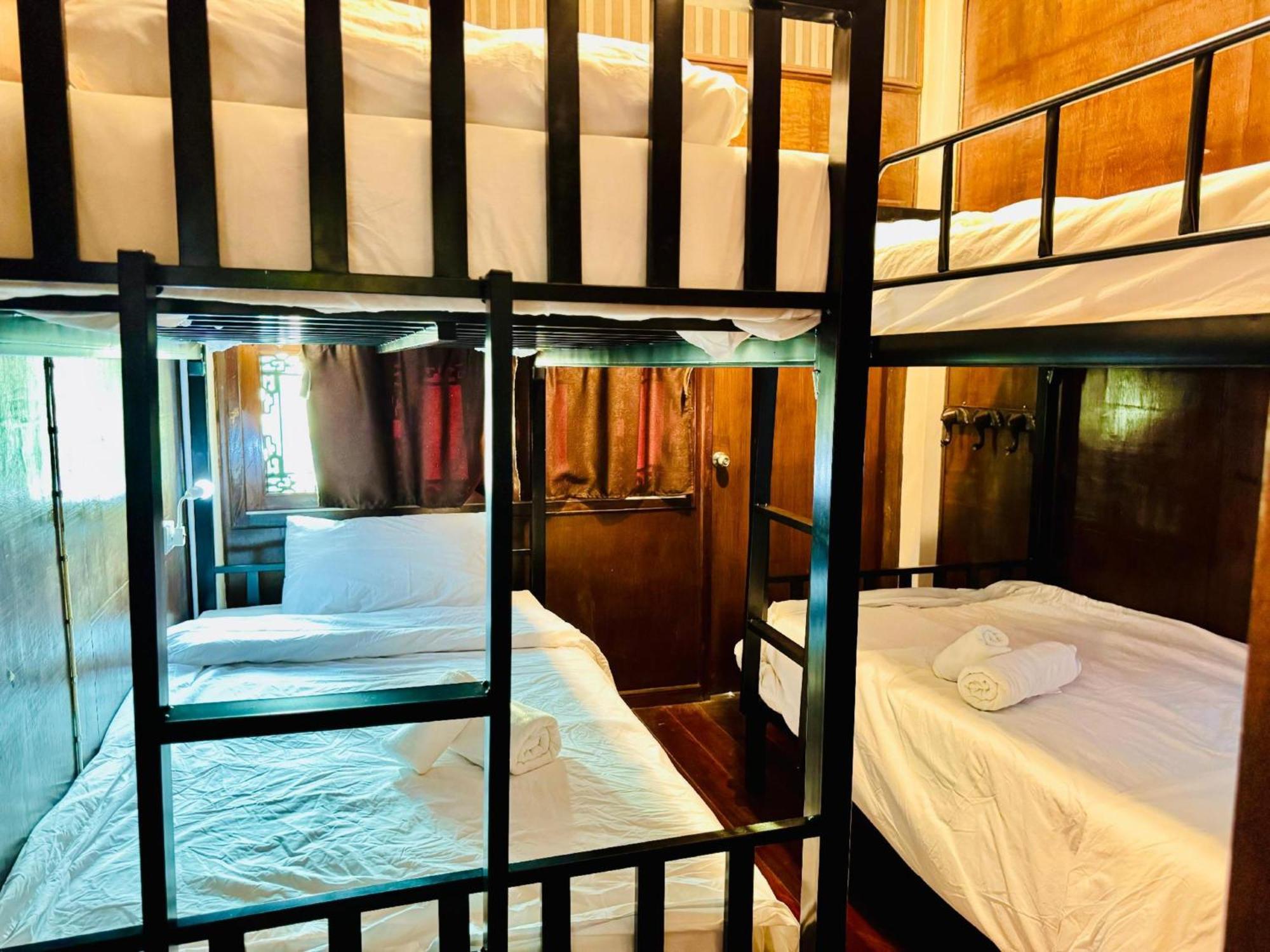 Hotel Collection O Bupamontra Chiangmai à Chiang Mai Extérieur photo